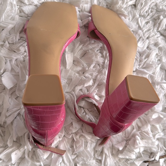 Abound Finn Ankle Strap Sandal Block Heel - Picture 8 of 8